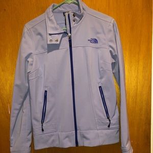 NorthFace Light Jacket in a Light Purple.